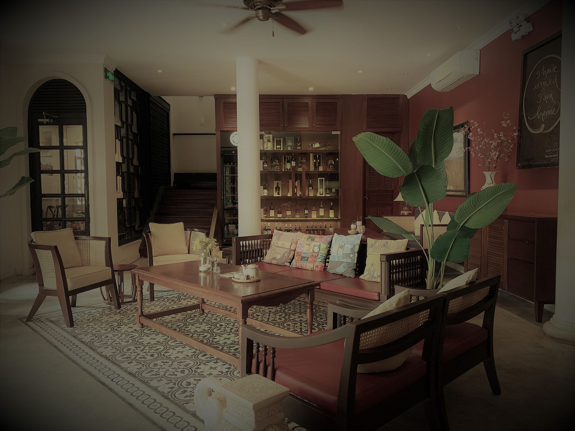 Lounge tại nhà hàng