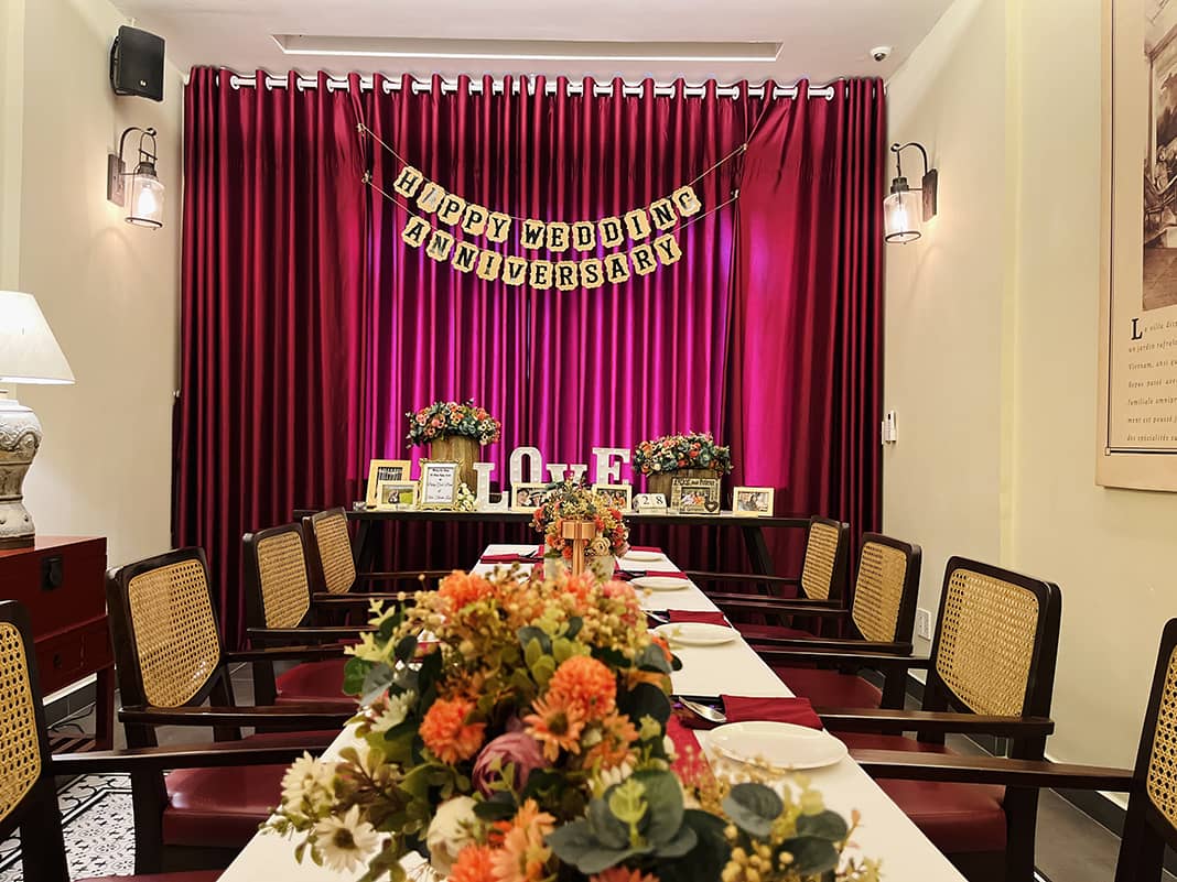 Nhà hàng tổ chức tiệc kỉ niệm ngày cưới ở tphcm