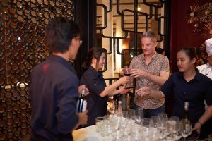 Cách uống rượu vang