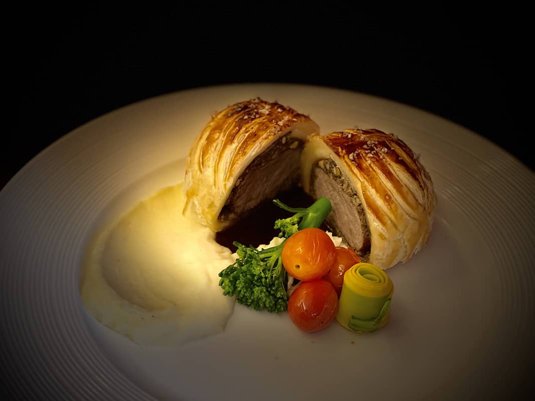 Nhà hàng phục vụ bò wellington